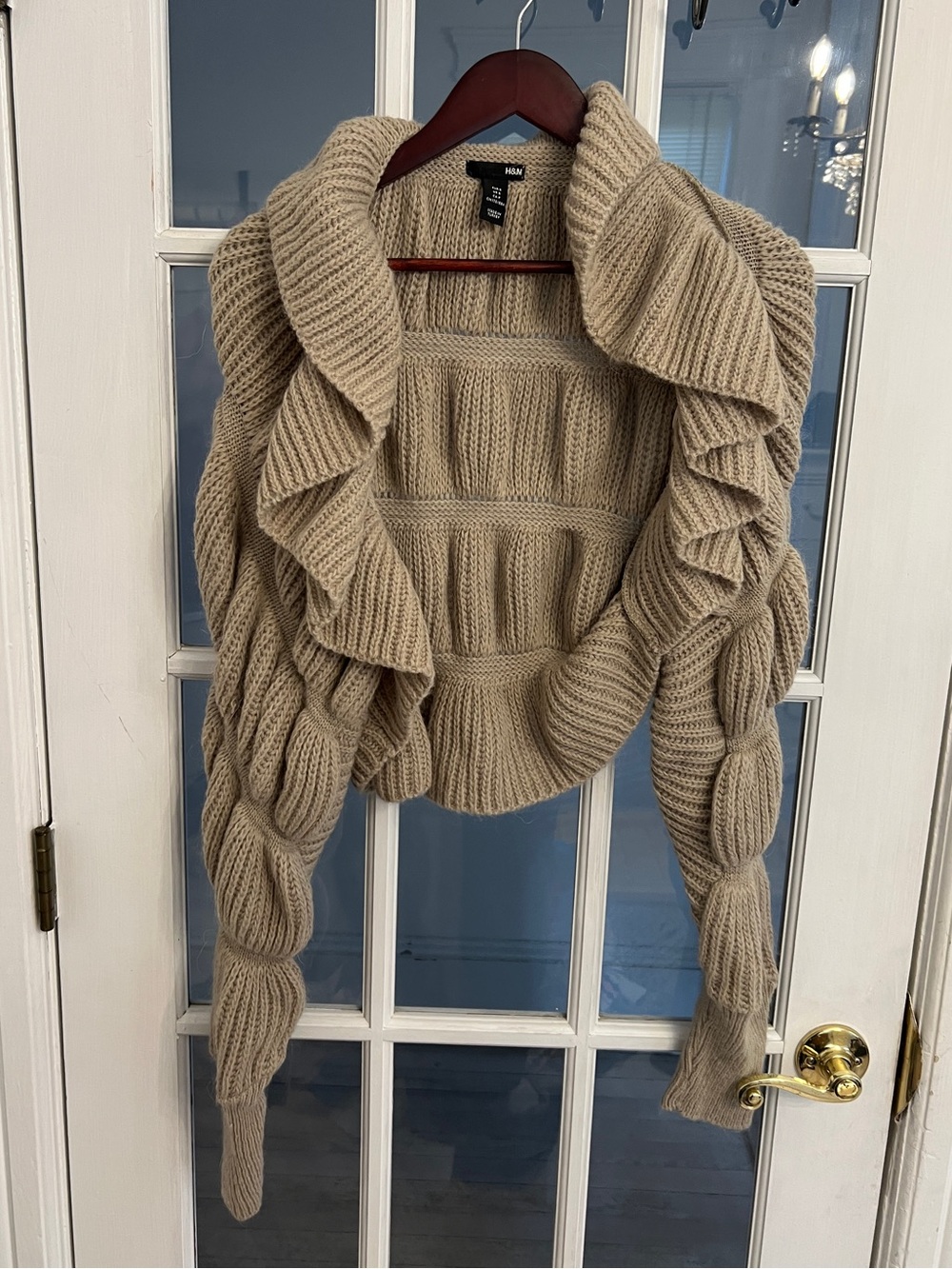 H&M Women’s Beige Chunky Knit Bubble Sleeve Open Front Cropped Cardigan Size S